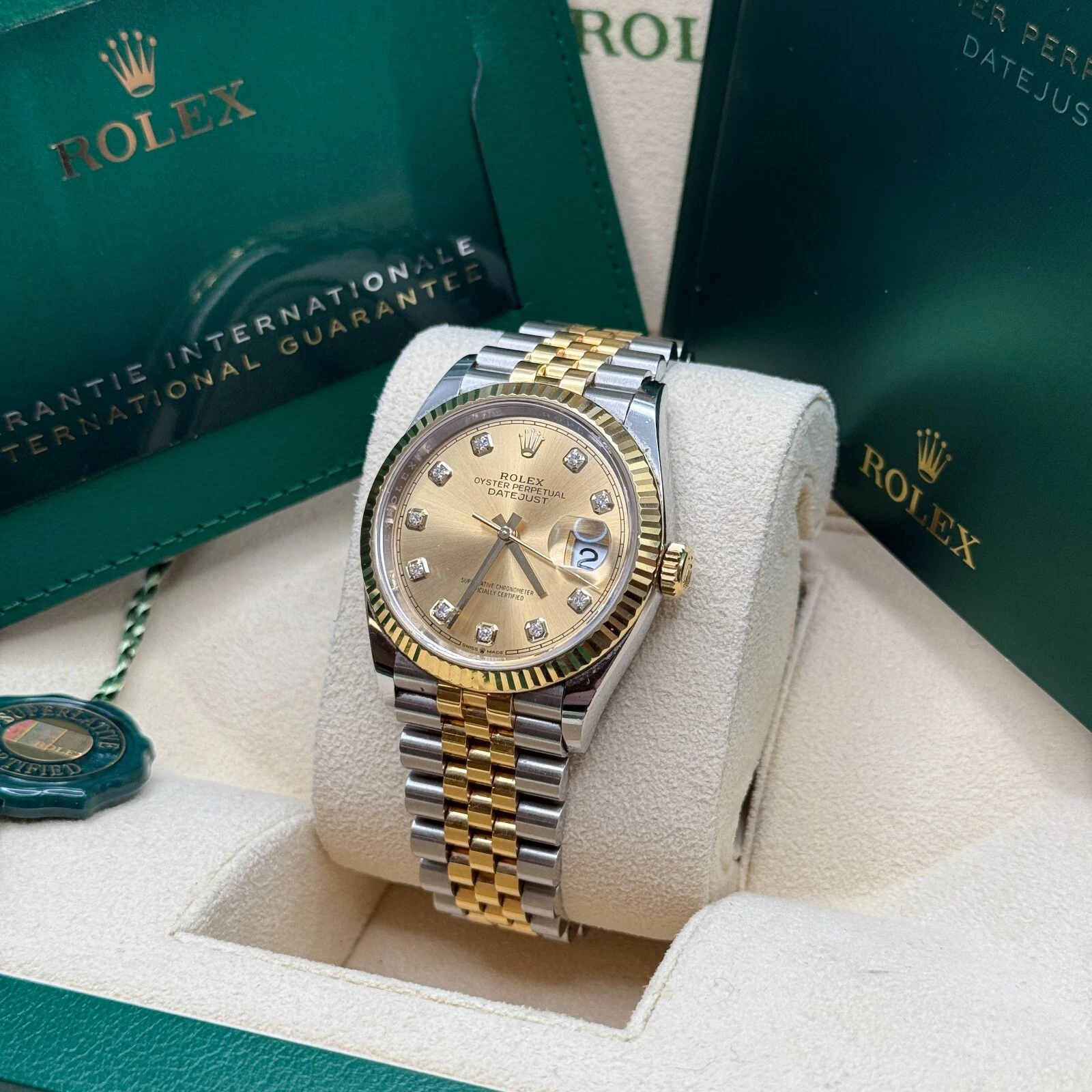 Rolex  Datejust 36mm 126233 Champagne Dial Jubilee Bracelet Watch