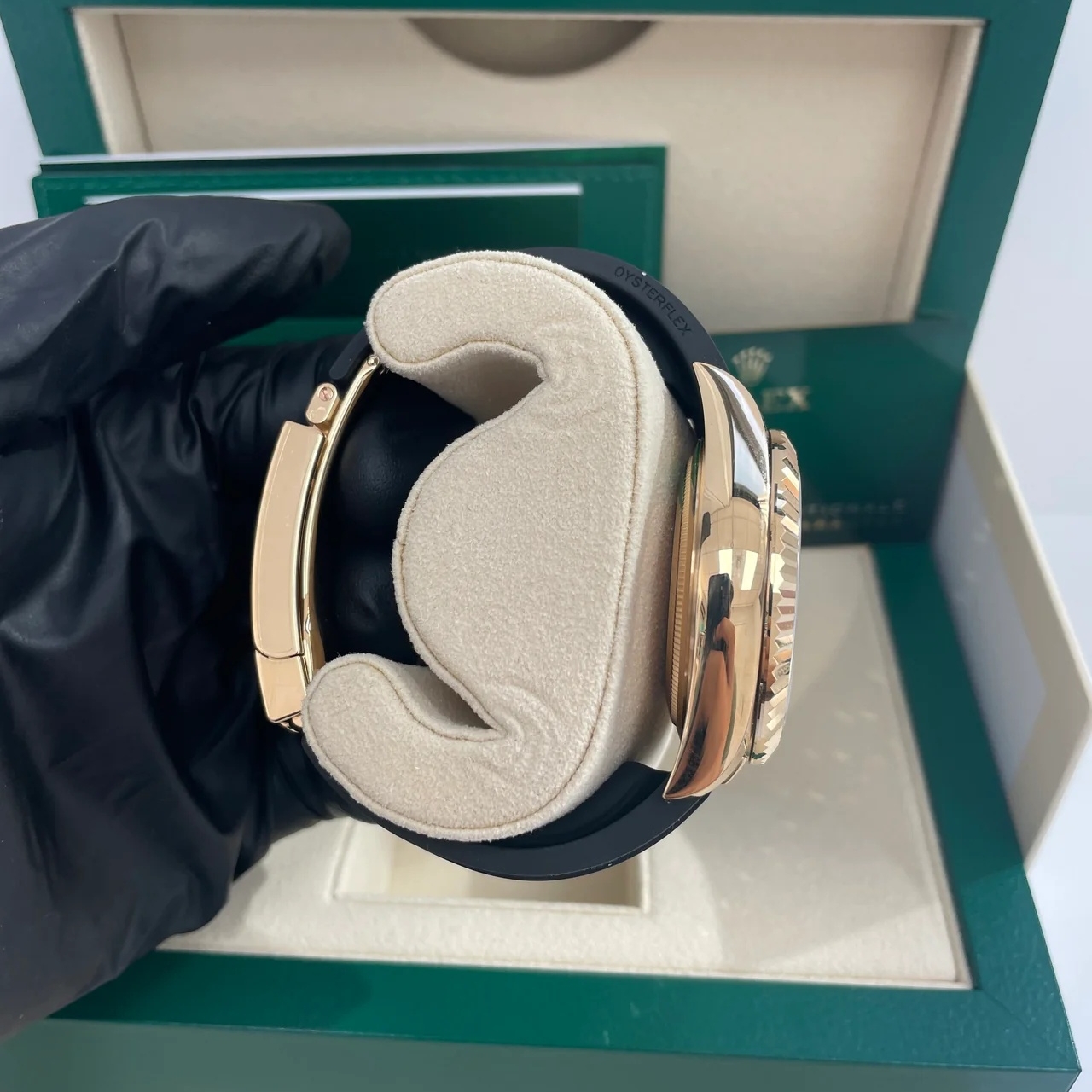 Rolex  Sky-Dweller 42mm 336238-0003 Yellow Gold White Dial Oysterflex