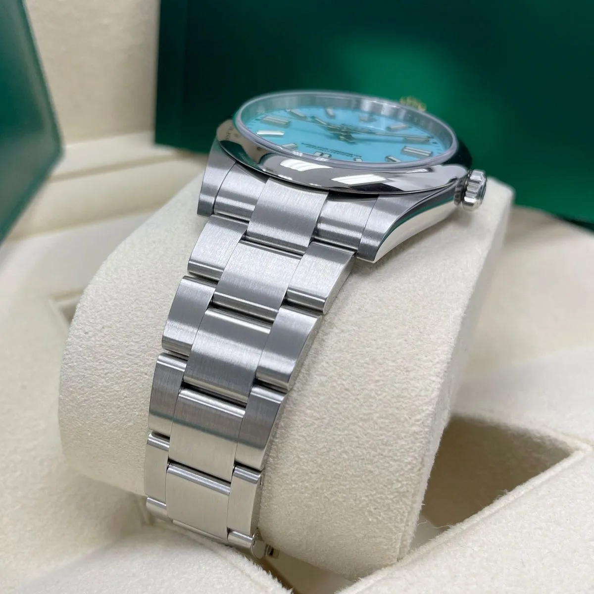 Rolex Oyster Perpetual 36mm 126000-0006 Tiffany Blue Turquoise Dial