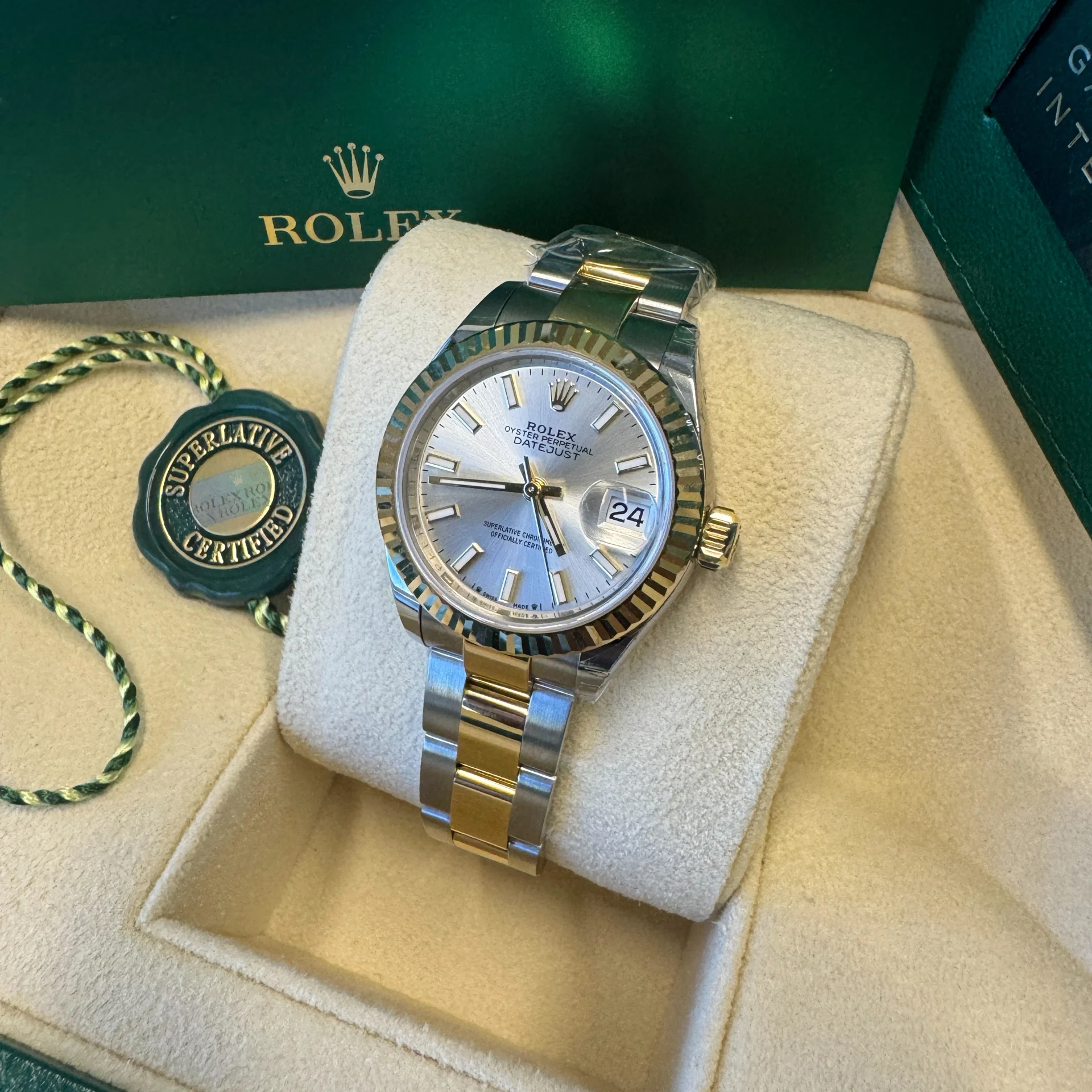Rolex Lady-Datejust 28mm 279173 Silver Index Dial Oyster Bracelet
