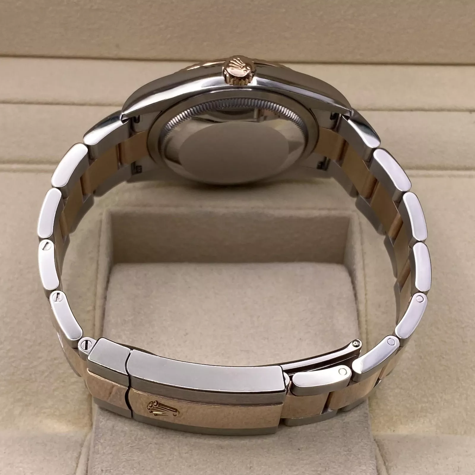 Rolex  Datejust 36mm 126231 Mother-of-Pearl Dial Jubilee Bracelet