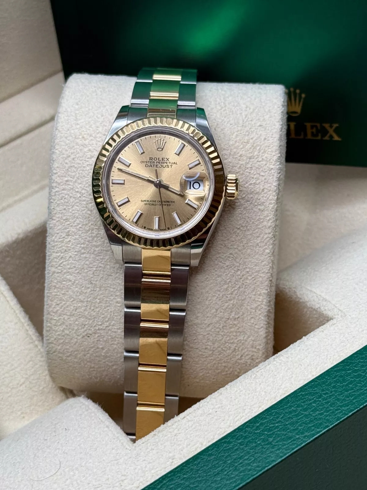 Rolex Lady-Datejust 28mm 279173 Champagne Index Dial Oyster Bracelet