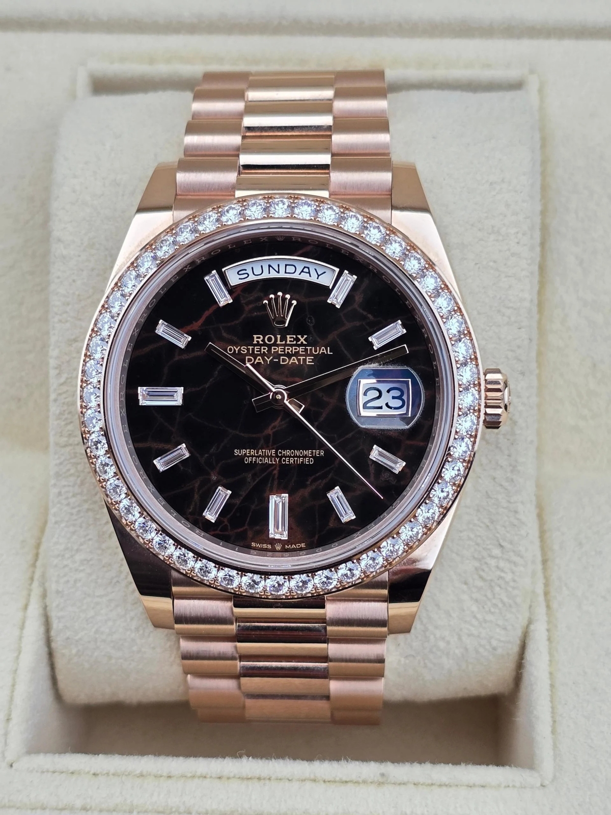 Rolex  Day-Date 40mm Eisenkiesel / Diamonds Dial 228345rbr-0016