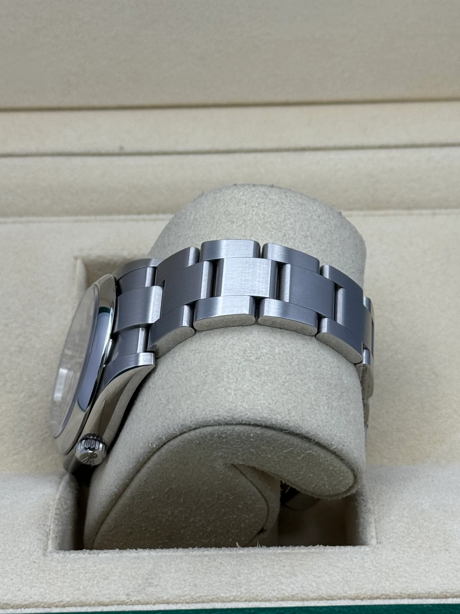 Rolex Oyster Perpetual 34mm 124200 Black Dial Oyster Stainless Steel Bracelet Watch