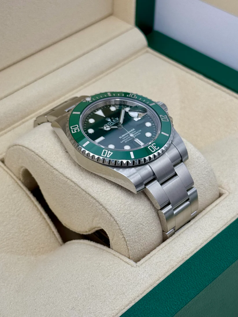 Rolex Submariner 40mm 116610LV