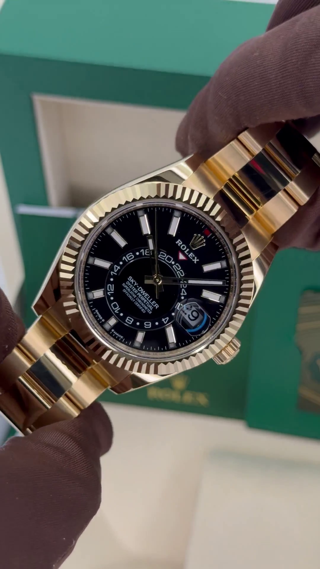 Rolex  Sky-Dweller 42mm 336938-0002 Yellow Gold Black Dial Oyster