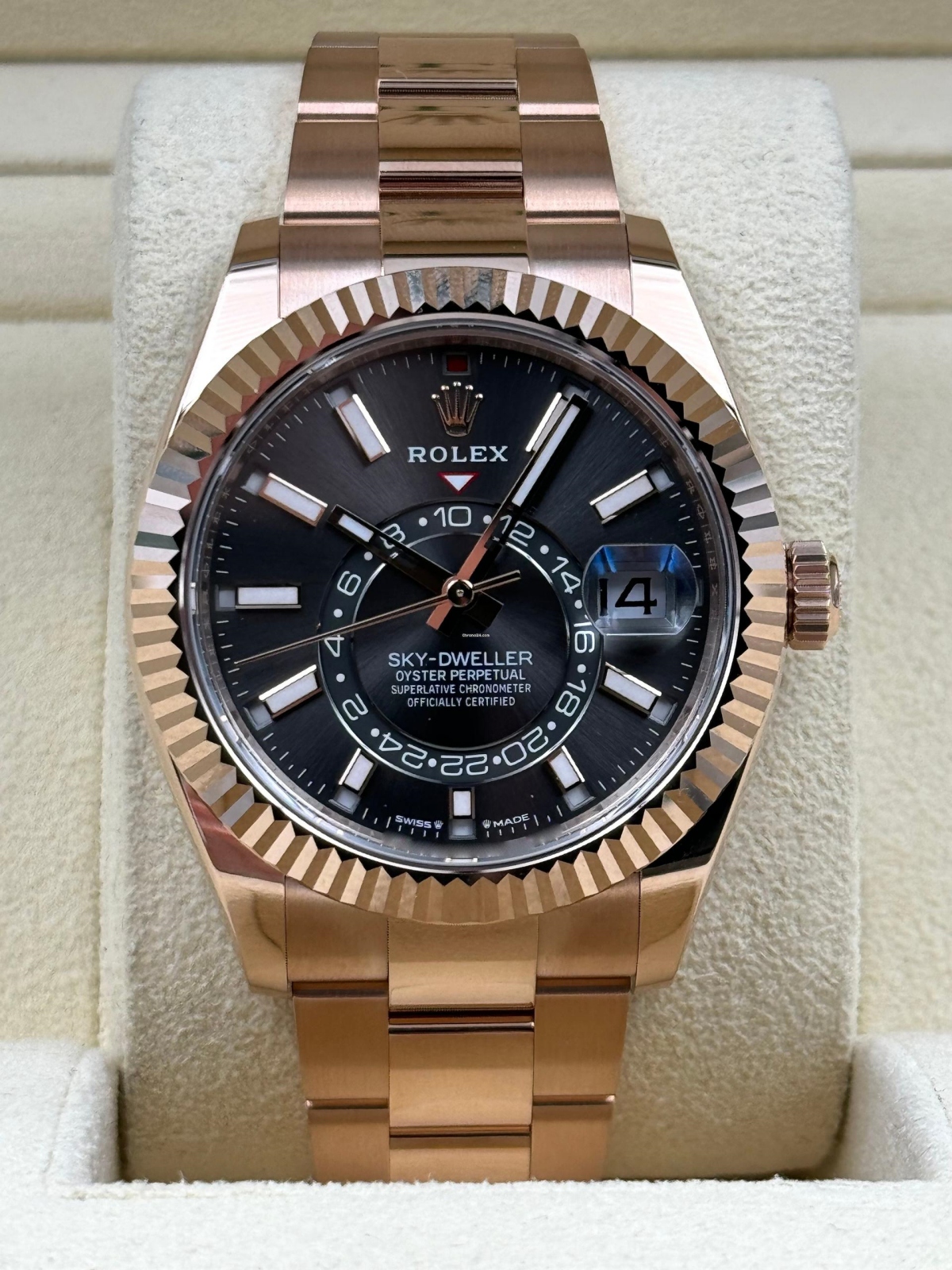 Rolex  Sky-Dweller 42mm 336935-0004 Rose Gold Rhodium Dial Oyster