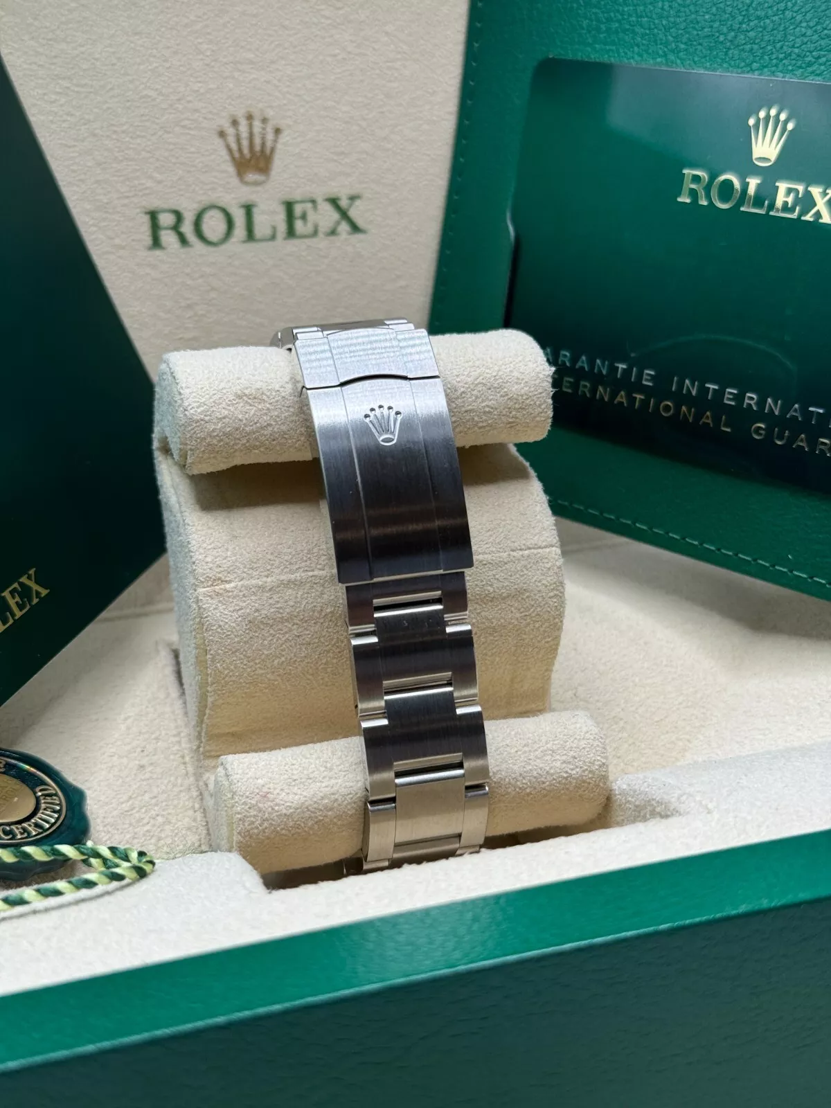 Rolex Oyster Perpetual 36mm 126000-0014 Black Dial Oyster Stainless Steel Bracelet