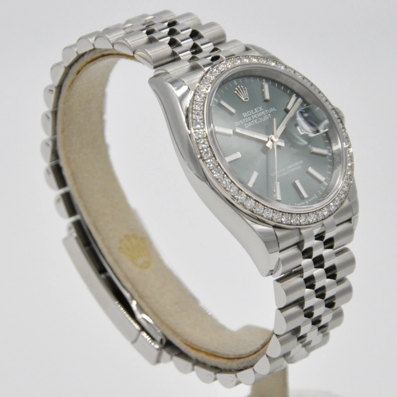 Rolex  Datejust 36mm 126284 Green Dial Jubilee Bracelet