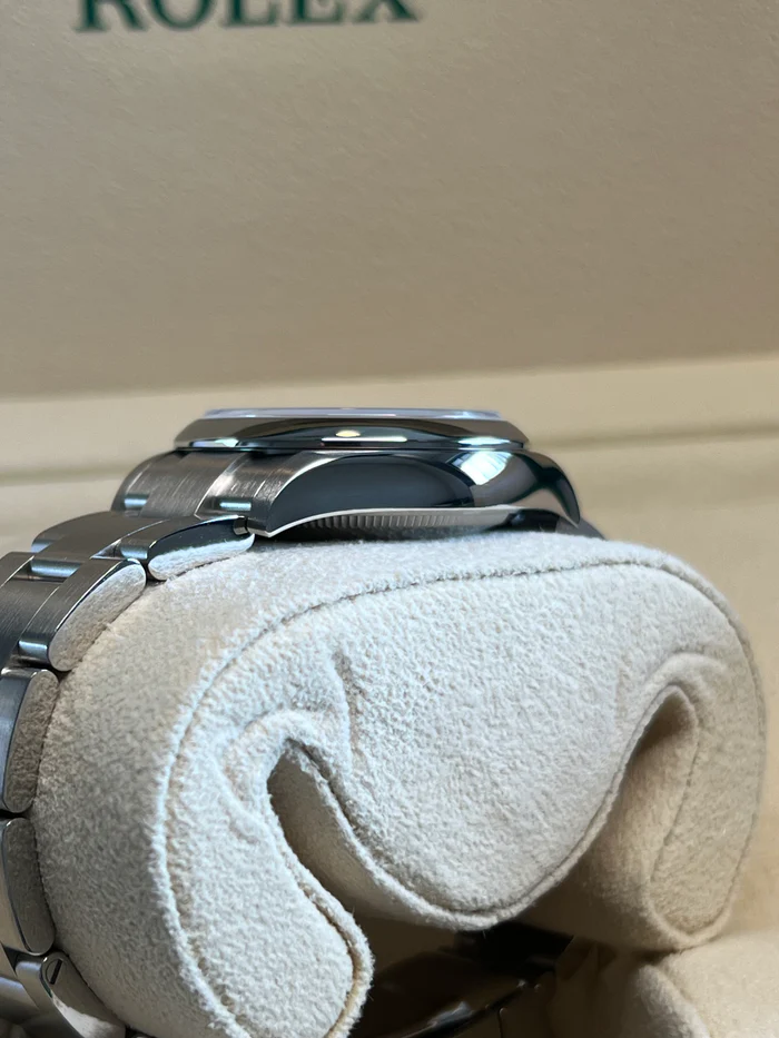 Rolex Oyster Perpetual 31mm 277200-0006 Green Dial Oyster Bracelet Watch