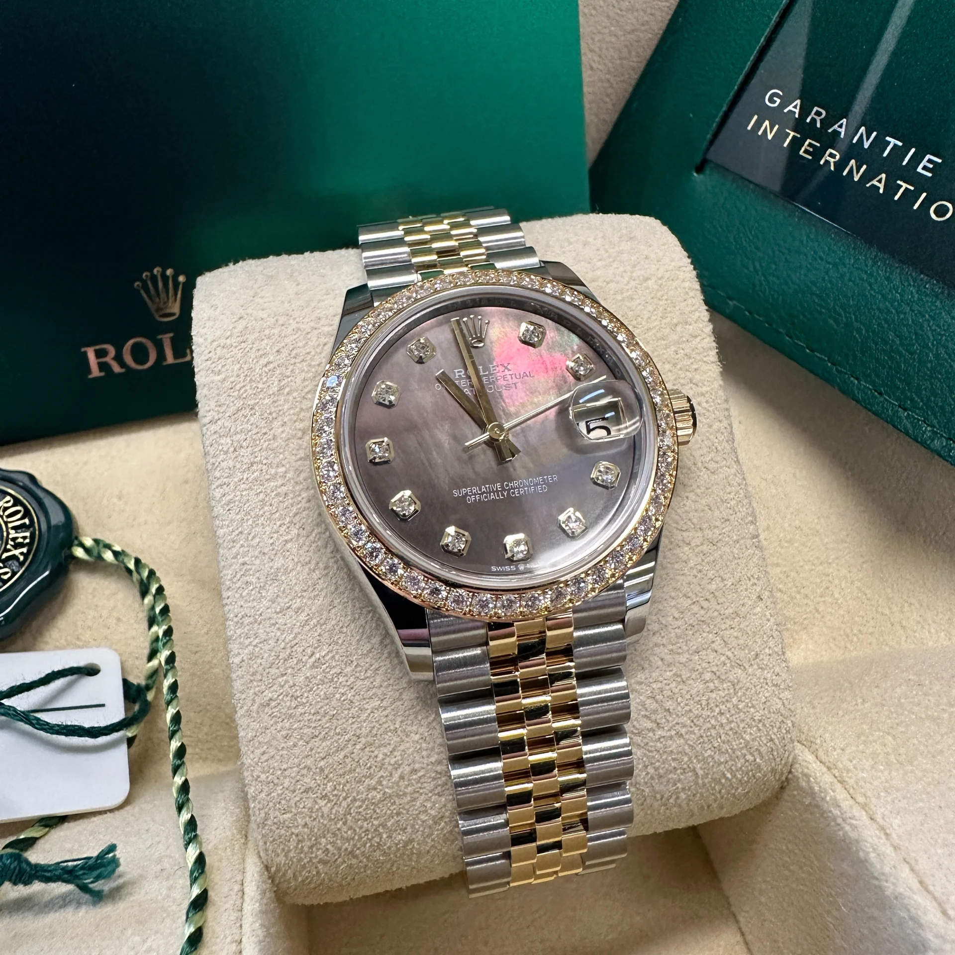 Rolex Datejust m278383-0023/0024 31mm Mother of Pearl Dial Oyster Bracelet