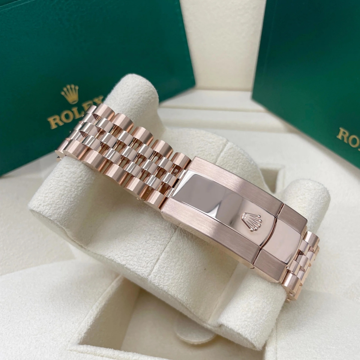 Rolex  Sky-Dweller 42mm 336935-0007 Rose Gold White Dial Oyster