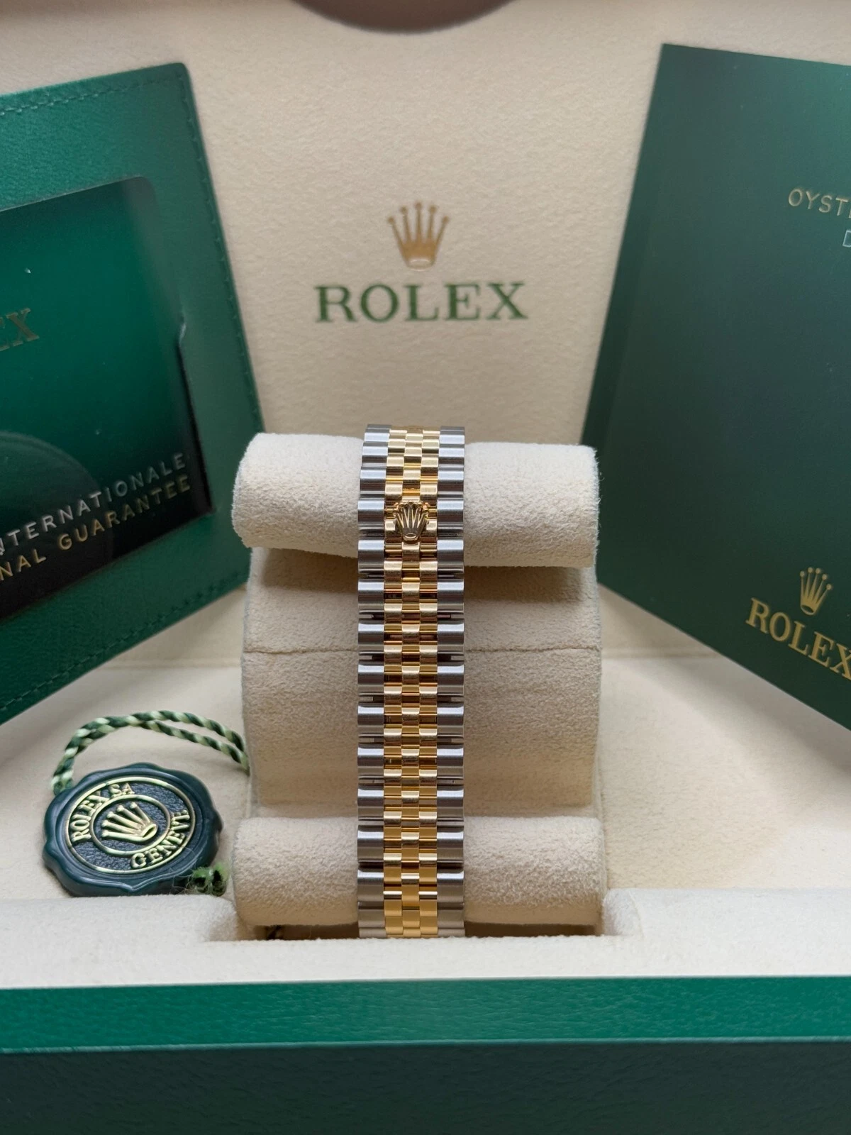 Rolex Datejust m278343-0001/0002 White Dial Yellow Rolesor Oyster Watch