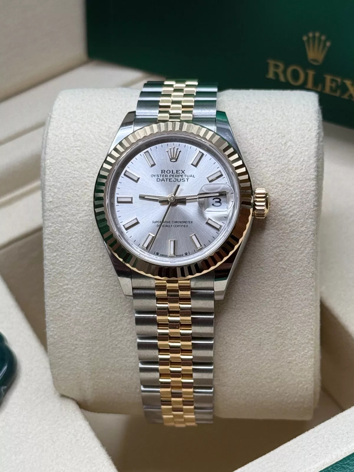 Rolex Lady-Datejust 28mm 279173 Silver Index Dial Oyster Bracelet
