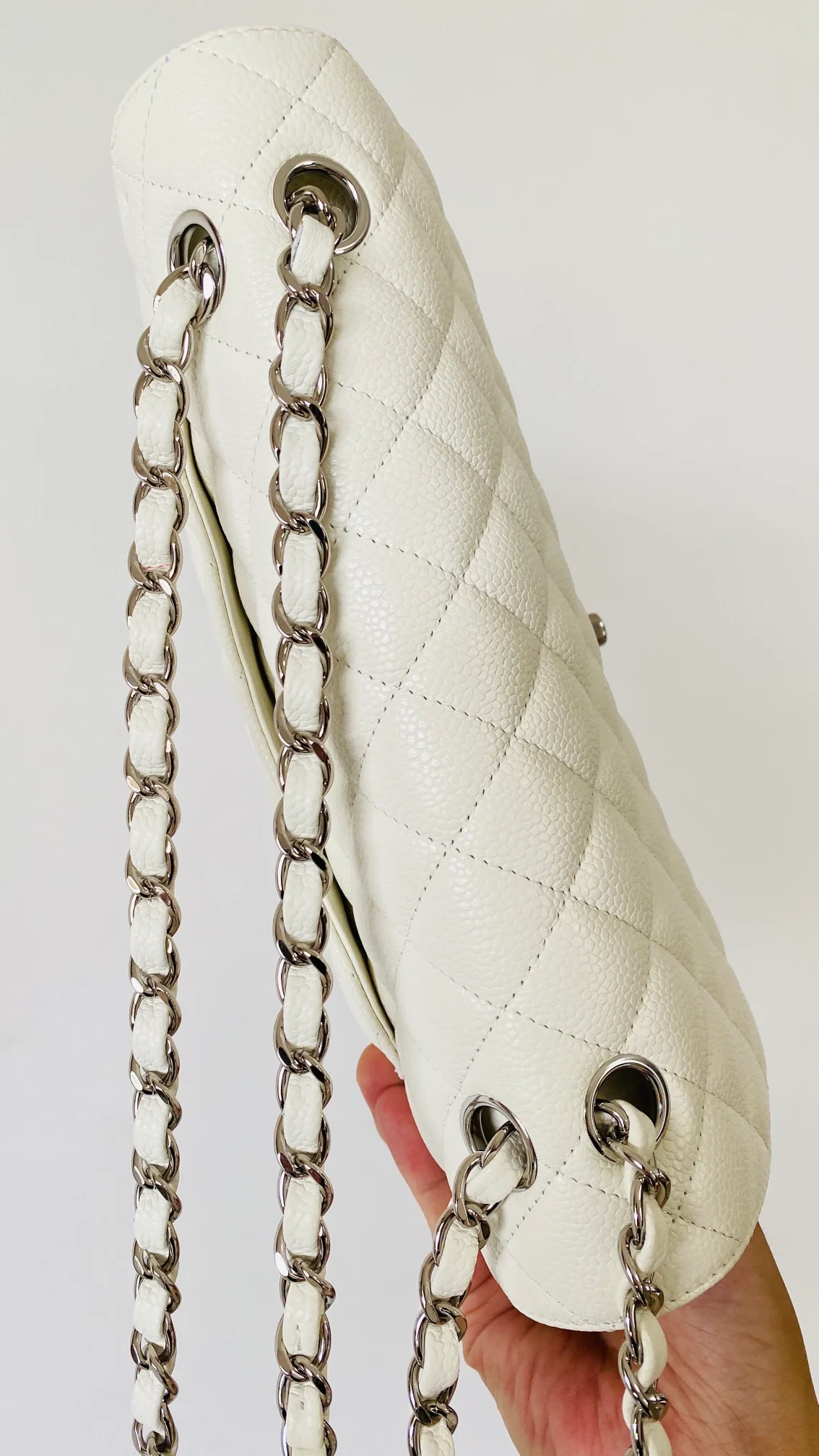 Chanel Small Classic Handbag White For Women, Women’s Bags 9.1in/23cm