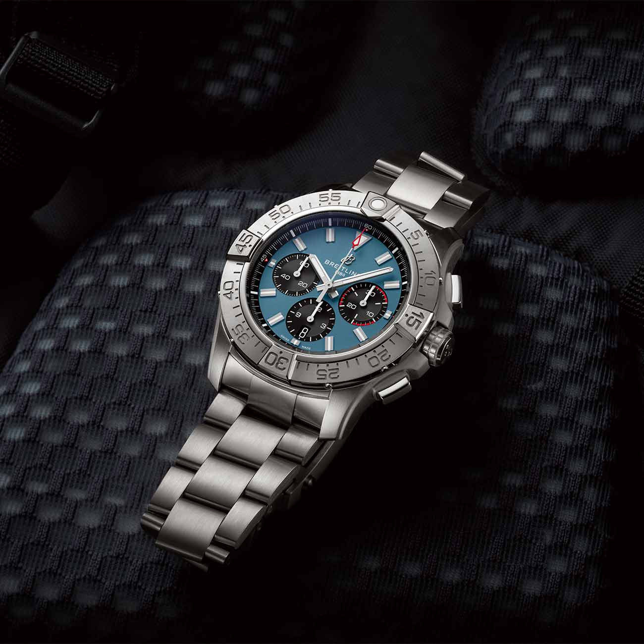 Breitling Super Avenger B01 Chrono 46MM EB0148101C1E1