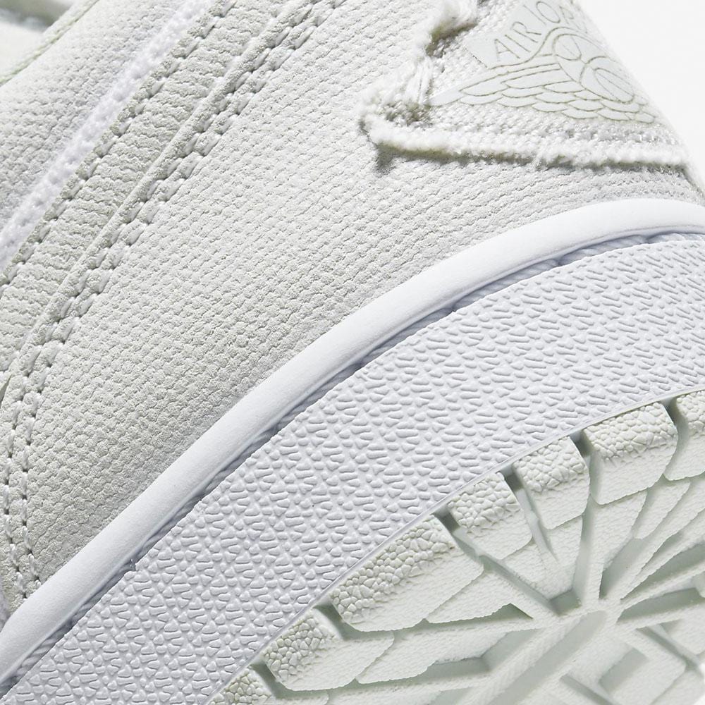Air Jordan 1 Wmns Low ‘Spruce Aura’