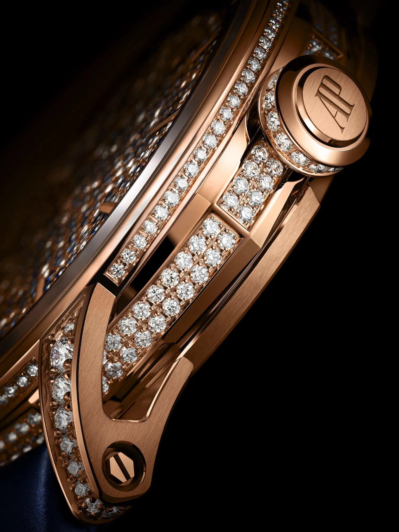 Audemars Piguet Code 11.59 Selfwinding Pink Gold Blue Sapphires & Diamond Dial 38 mm | 77410OR.ZZ.D343CR.01