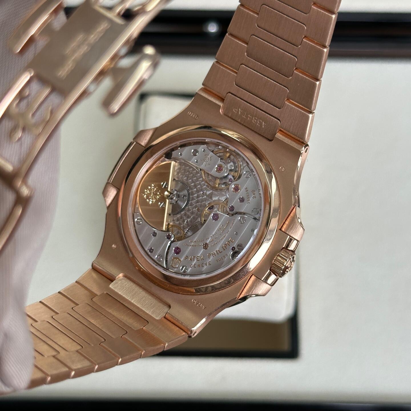 Patek Philippe Nautilus Moon Phase Rose Gold Watch 5712/1R-001 5712/1R