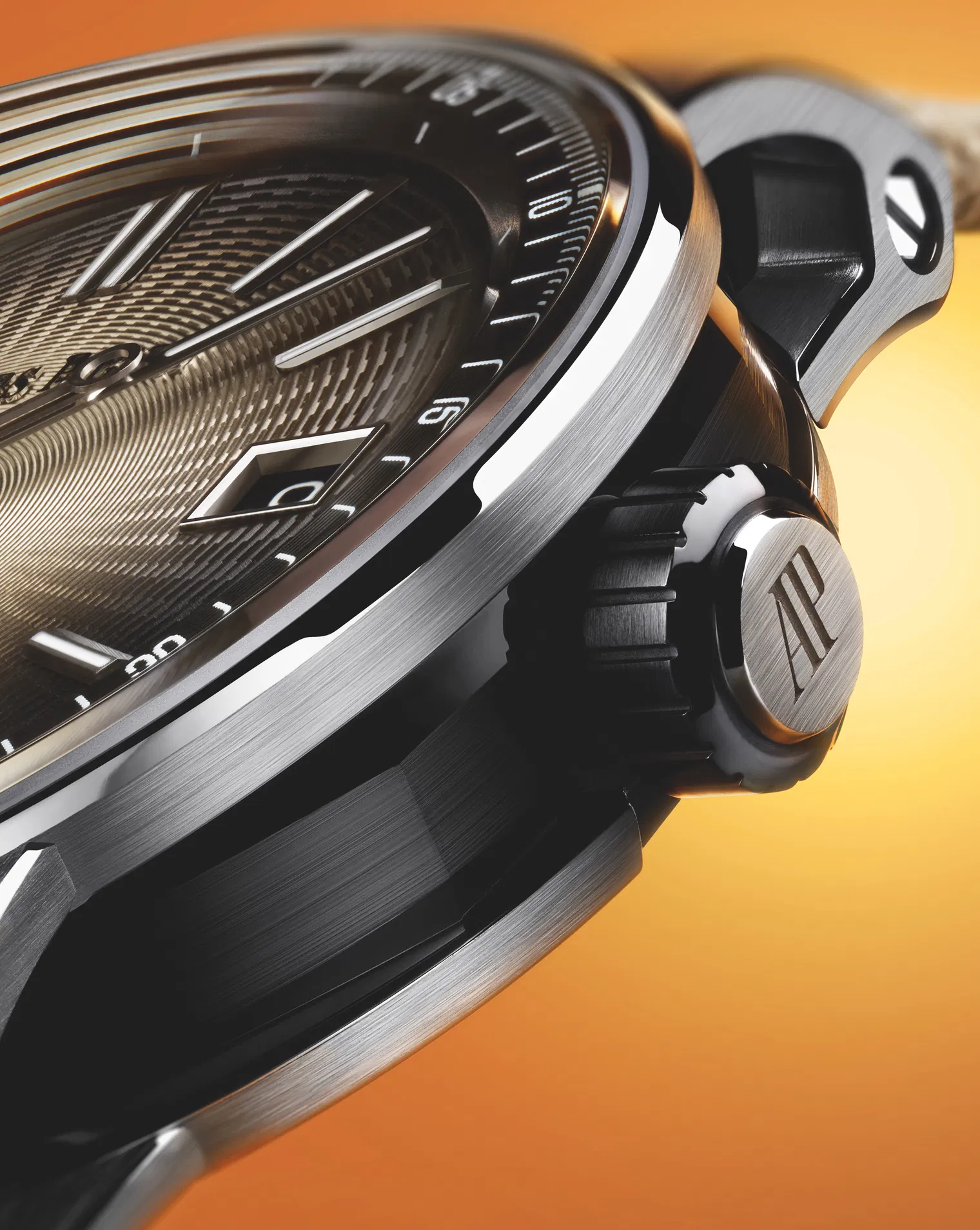 Audemars Piguet Code 11.59 Selfwinding 41mm Ceramic/Stainless Steel Beige Dial | 15210QT.OO.A064KB.01