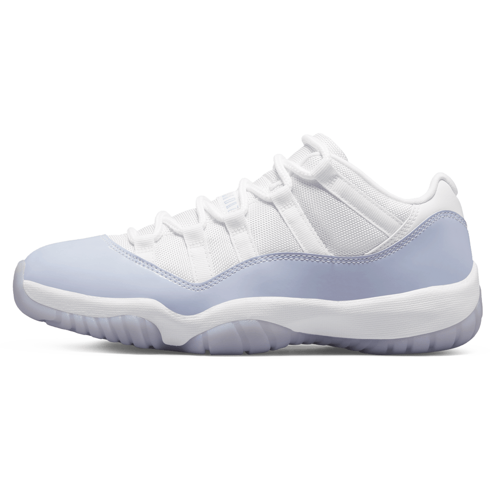 Air Jordan 11 Retro Low Wmns ‘Pure Violet’