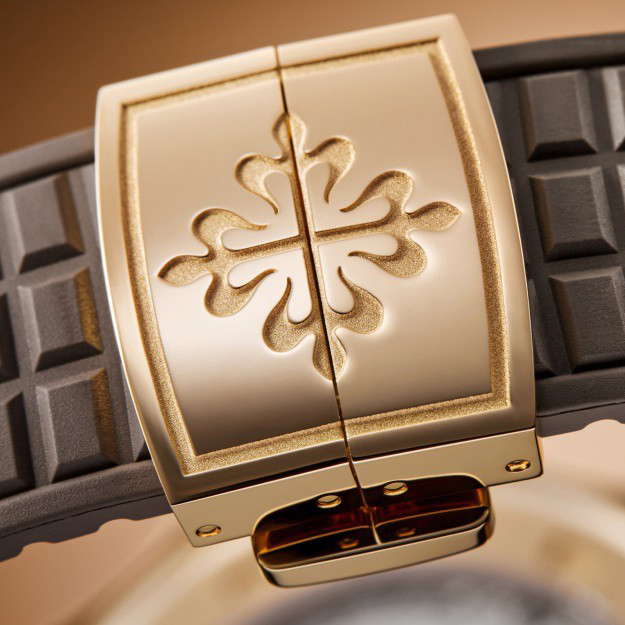 PATEK PHILIPPE  2023  SKU#0006408  AQUANAUT 5268/200R-010 BROWN