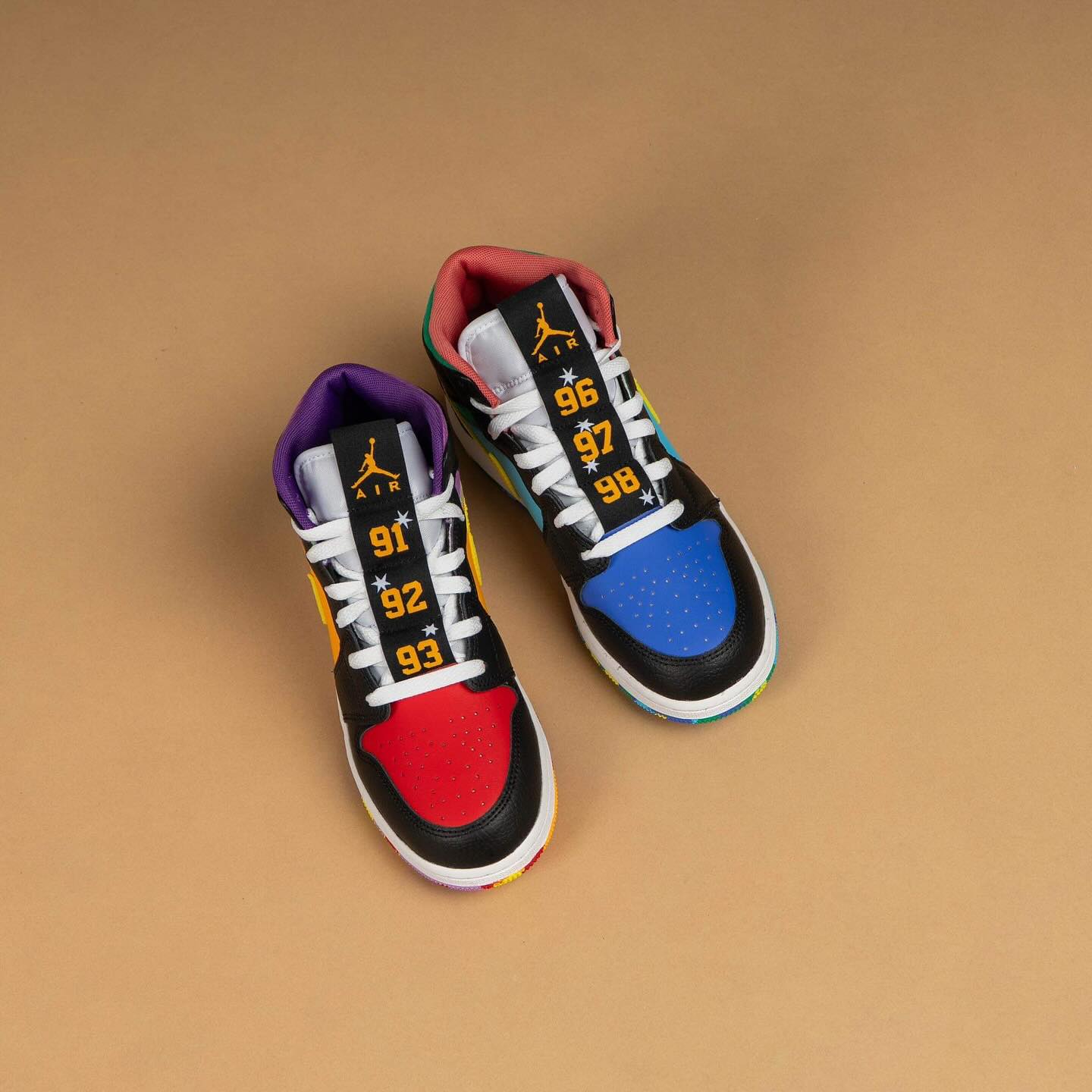 Air Jordan 1 Mid GS Six Championships