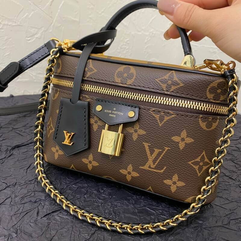 Louis Vuitton Vanity Chain Pouch M47125