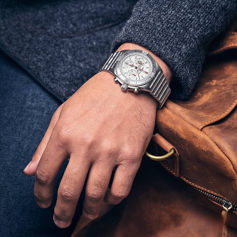 Breitling Chronomat B01 42 Six Nations England AB0134A71A1A1