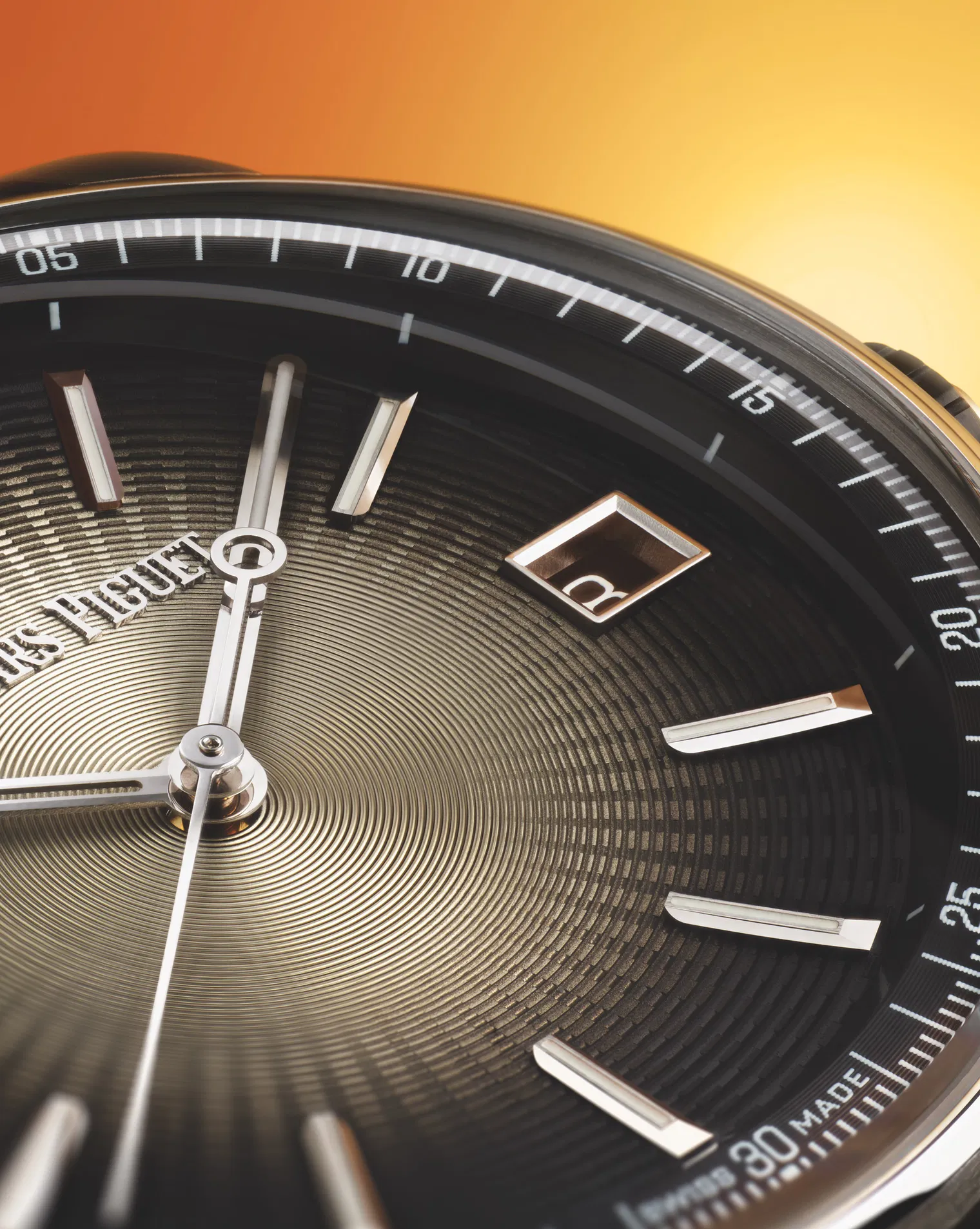 Audemars Piguet Code 11.59 Selfwinding 41mm Ceramic/Stainless Steel Beige Dial | 15210QT.OO.A064KB.01