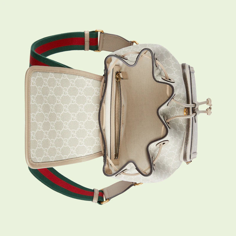 BACKPACK WITH INTERLOCKING G