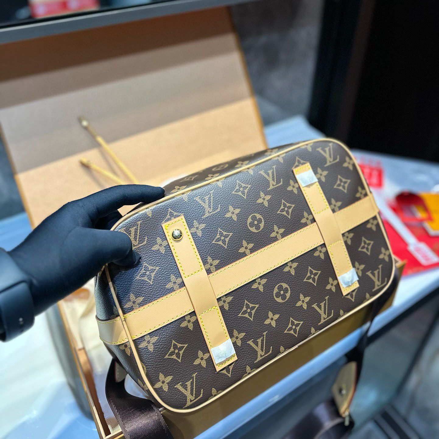 Monogram Neo Bucket Bag