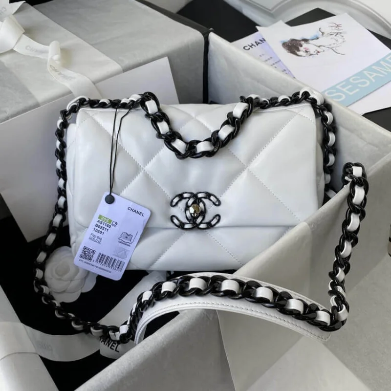 Chanel 19 Flap Bag As1160 B02511