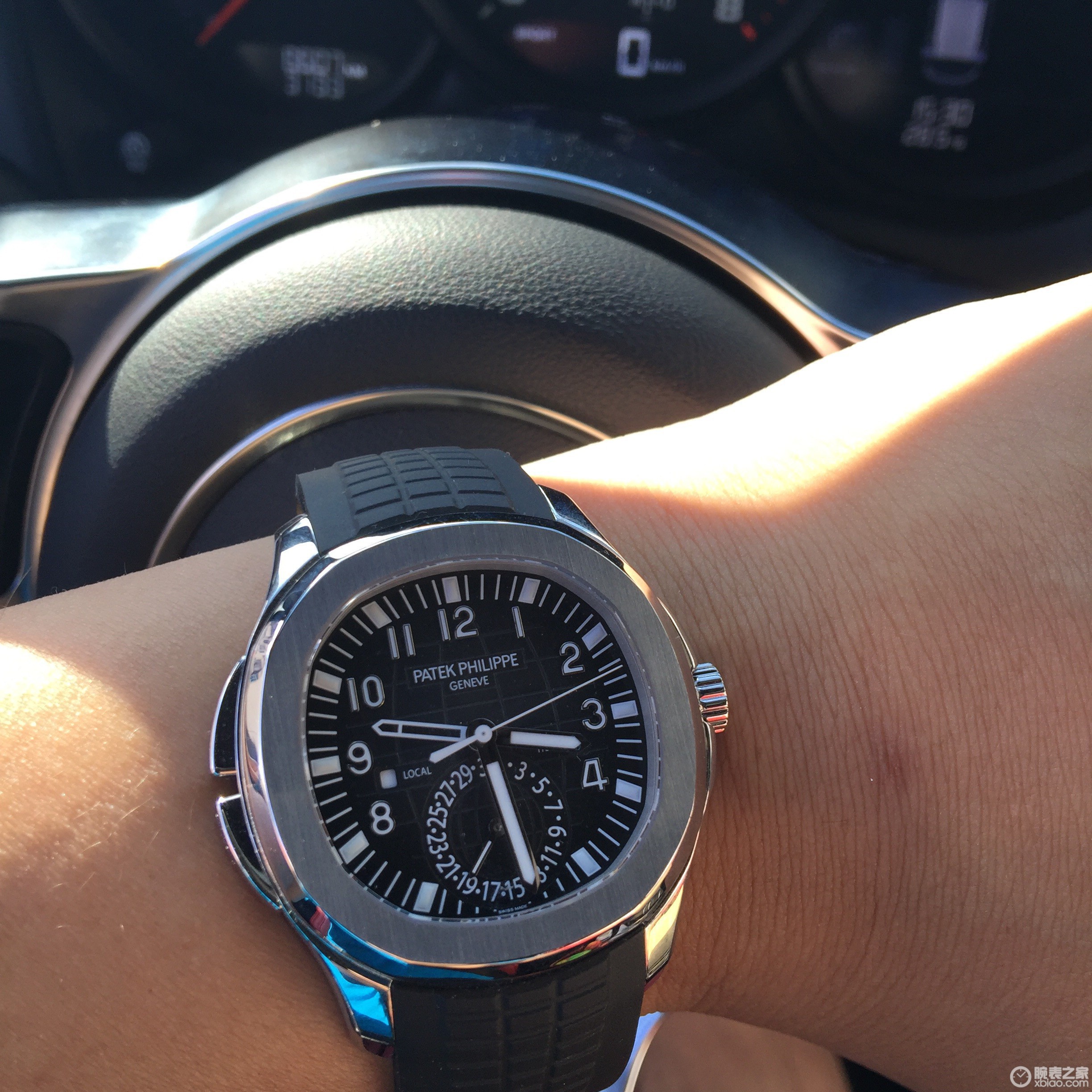 Patek Philippe Aquanaut Dual Time Black Dial Automatic Men's Watch 5164A-001