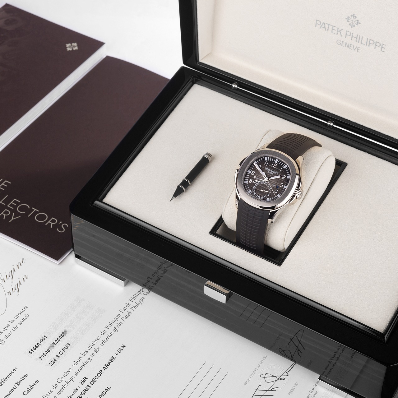 Patek Philippe Aquanaut Dual Time Black Dial Automatic Men's Watch 5164A-001