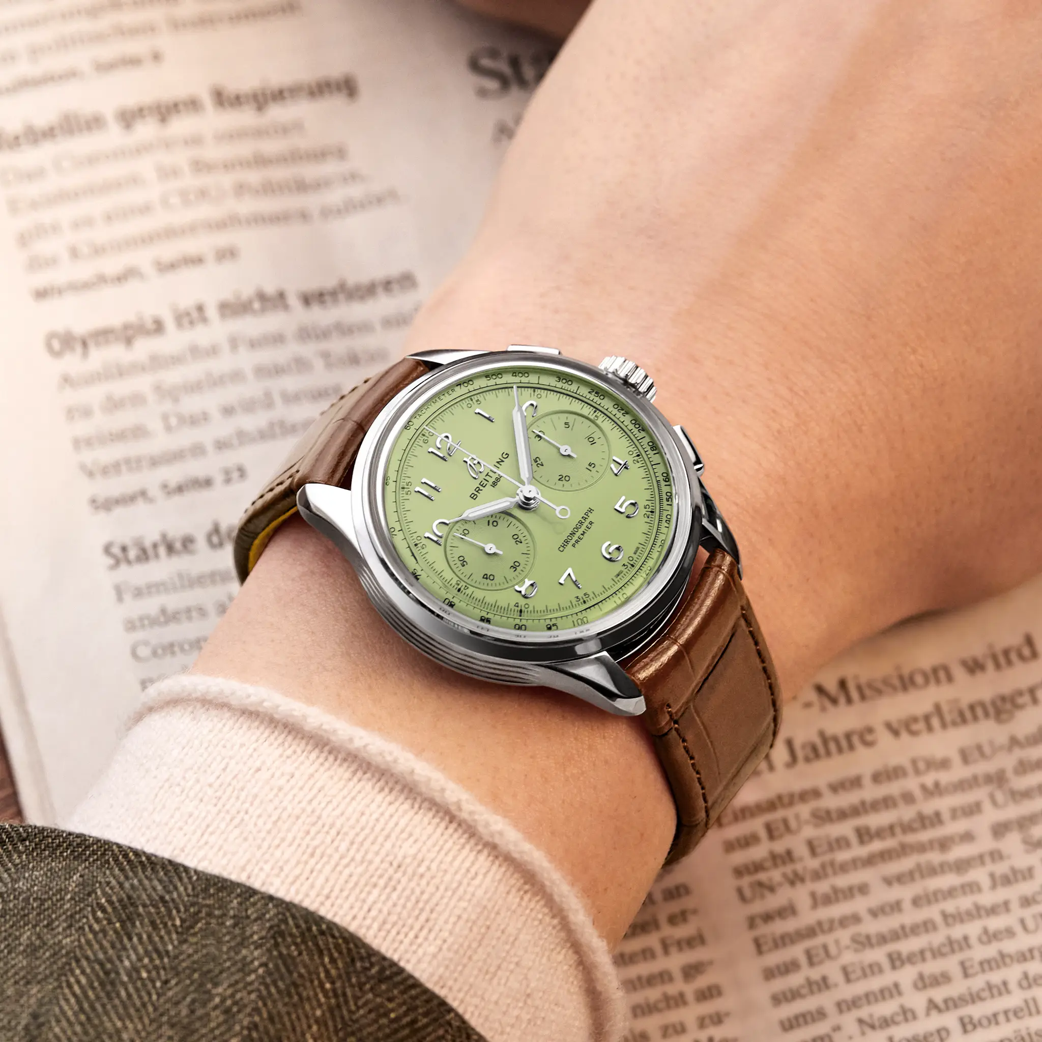 Breitling  Premier B09 Chronograph 40mm AB0930D31L1P1