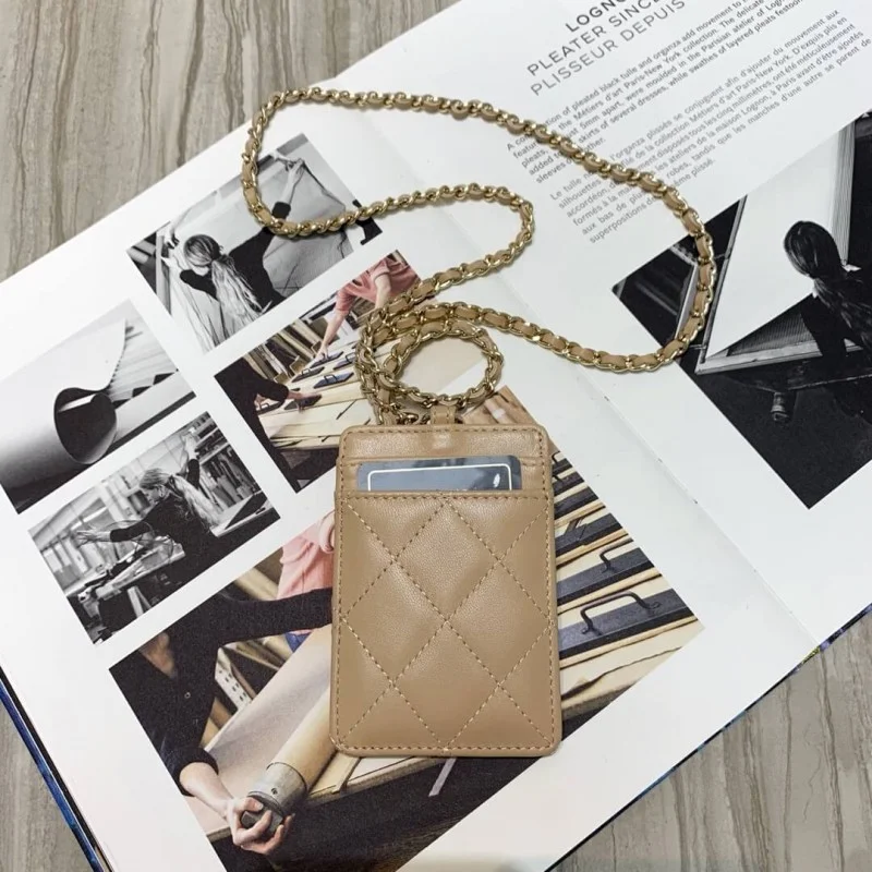 Chanel 19 In The Fall Of The New Camellias Work The Cards The Card Pack 86068