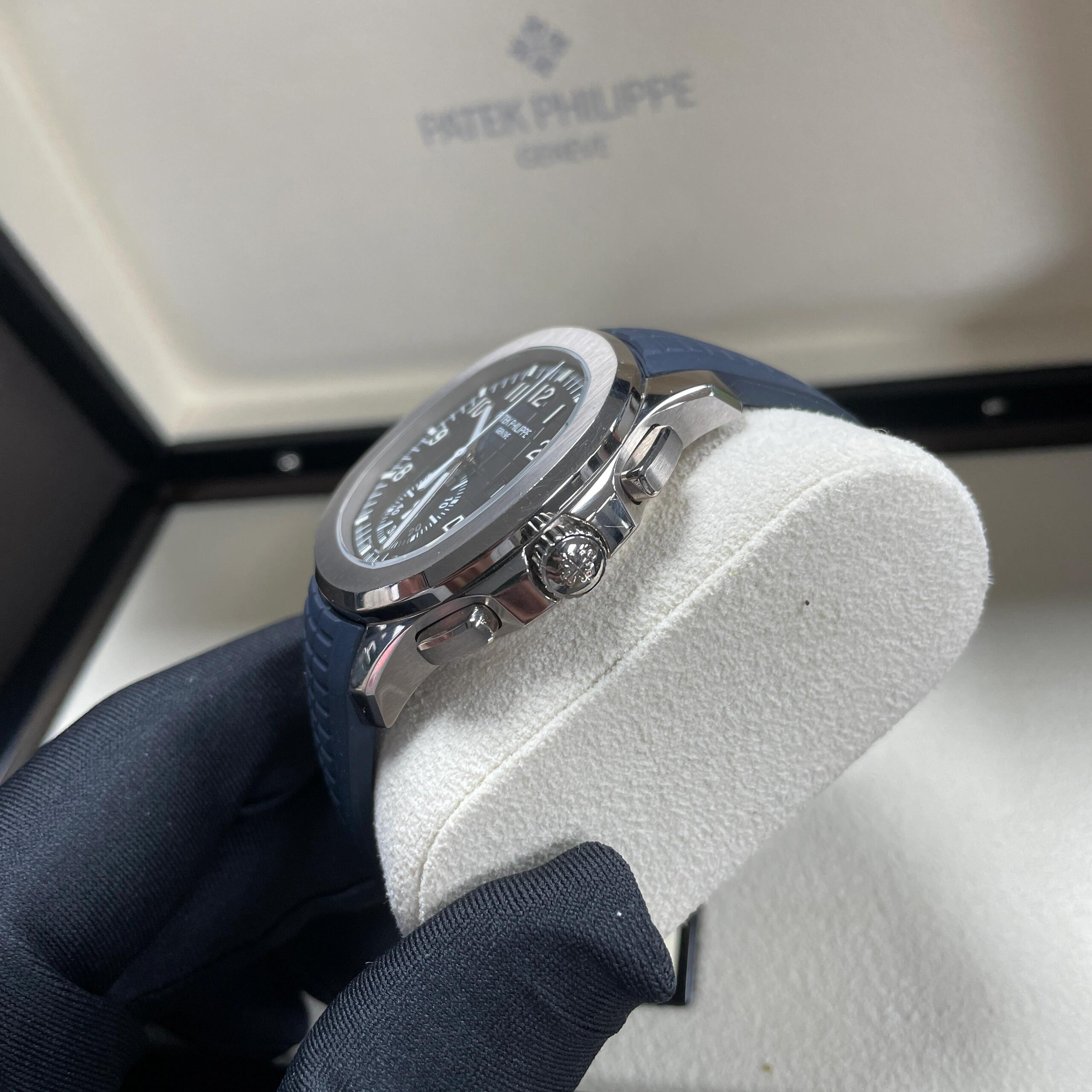 Patek Philippe Aquanaut Mens Watch 5968G-001