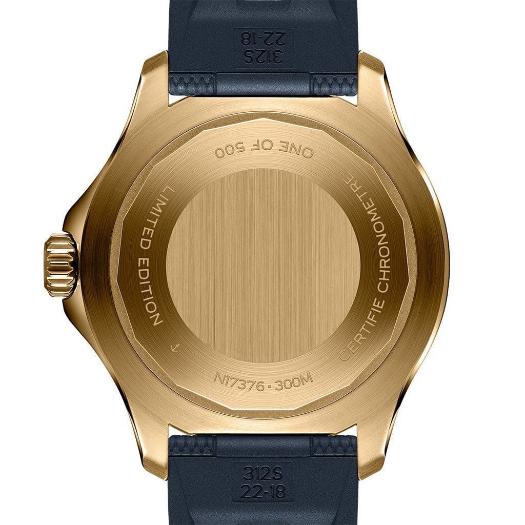 Breitling Superocean Automatic 44 N173761A1C1S1