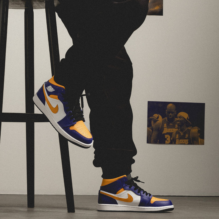 Air Jordan 1 Mid Lakers