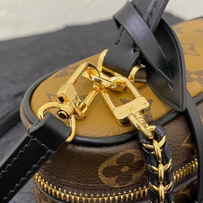 Louis Vuitton Vanity Chain Pouch M47125