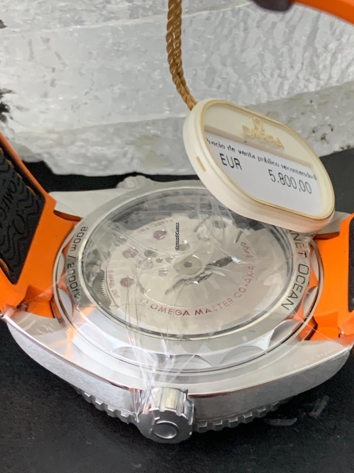 Seamaster Planet Ocean 215.32.44.21.01.001 600m 43.5.