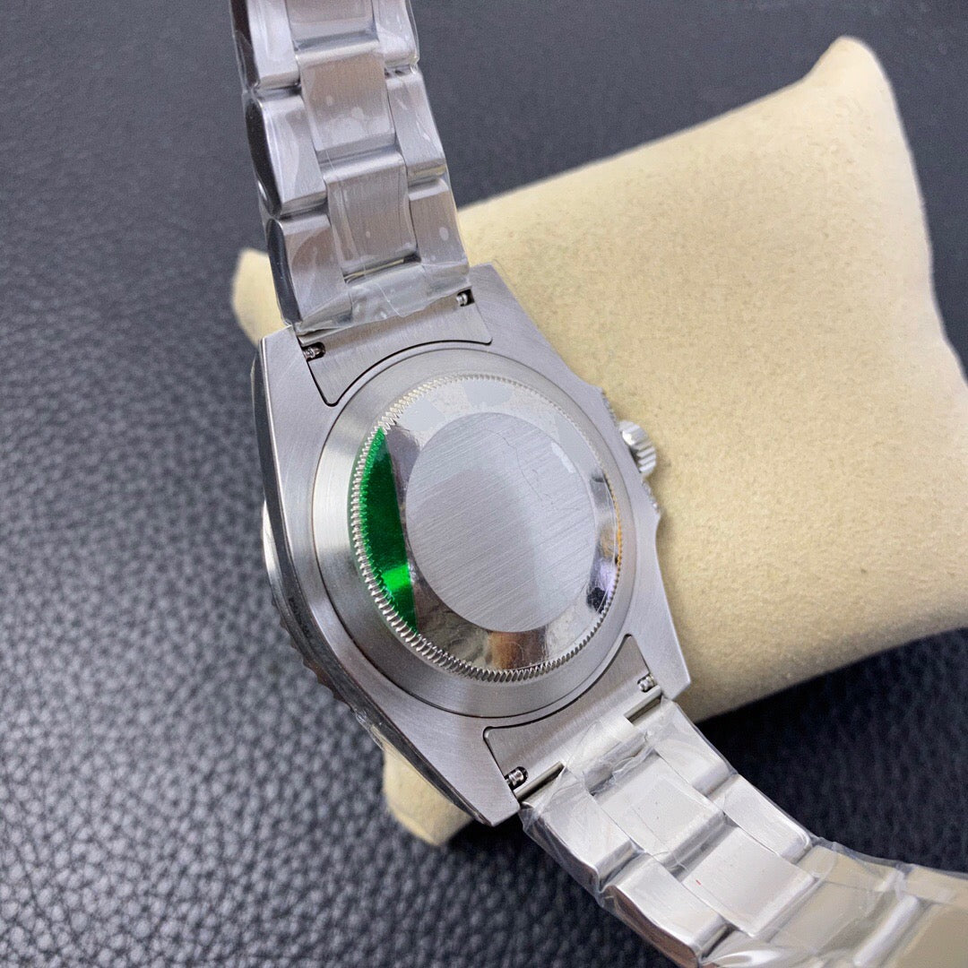 Blue Dial | Rolex, Submariner Date Greenwich-Master II 116758