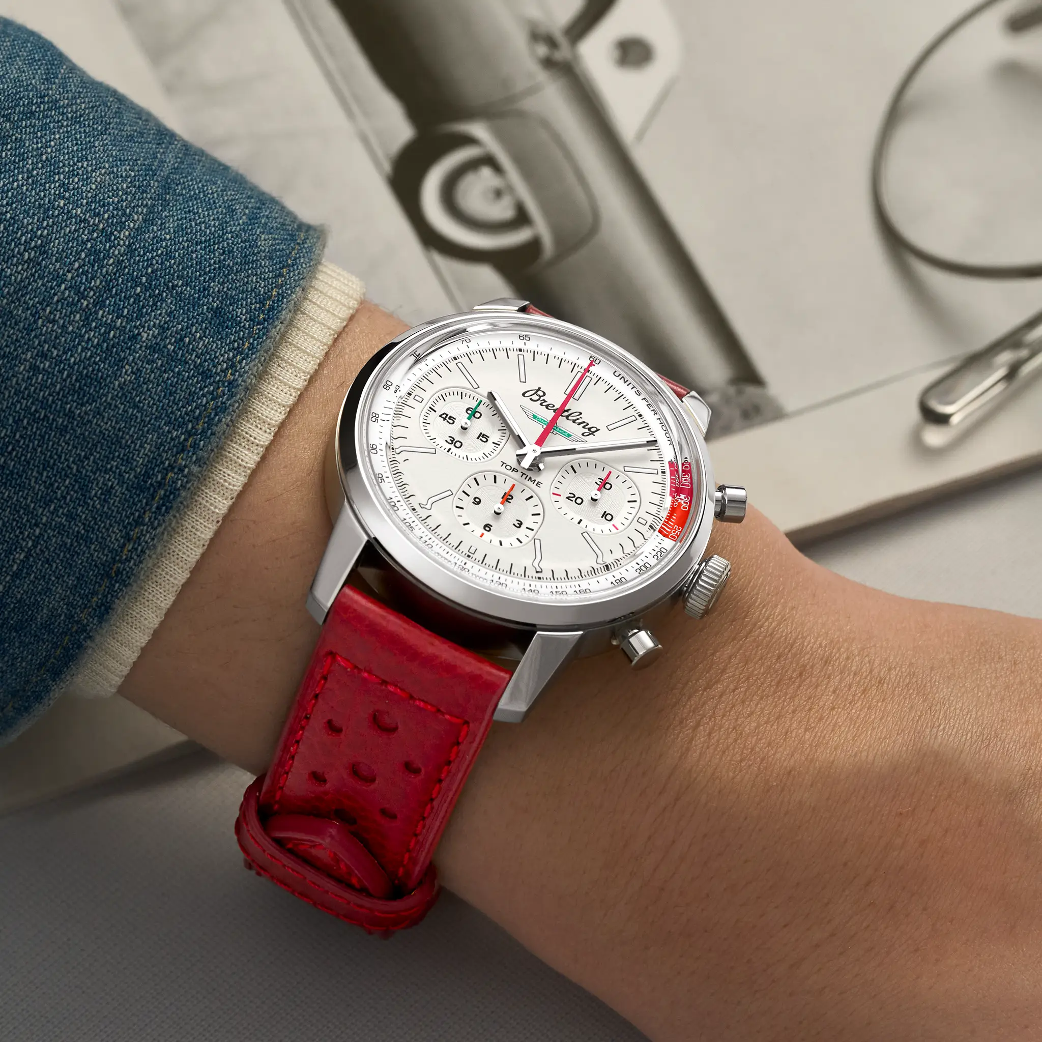 Breitling Top Time B01 Ford Thunderbird 41mm AB01766A1A1X1