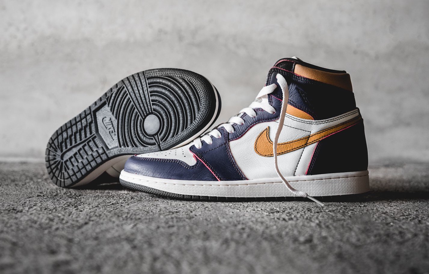 Jordan 1 Retro High OG Defiant SB LA to Chicago