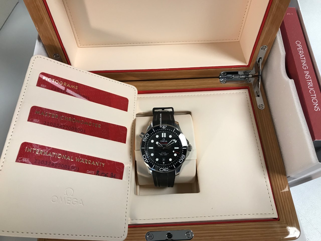 Seamaster Diver 300 Black.