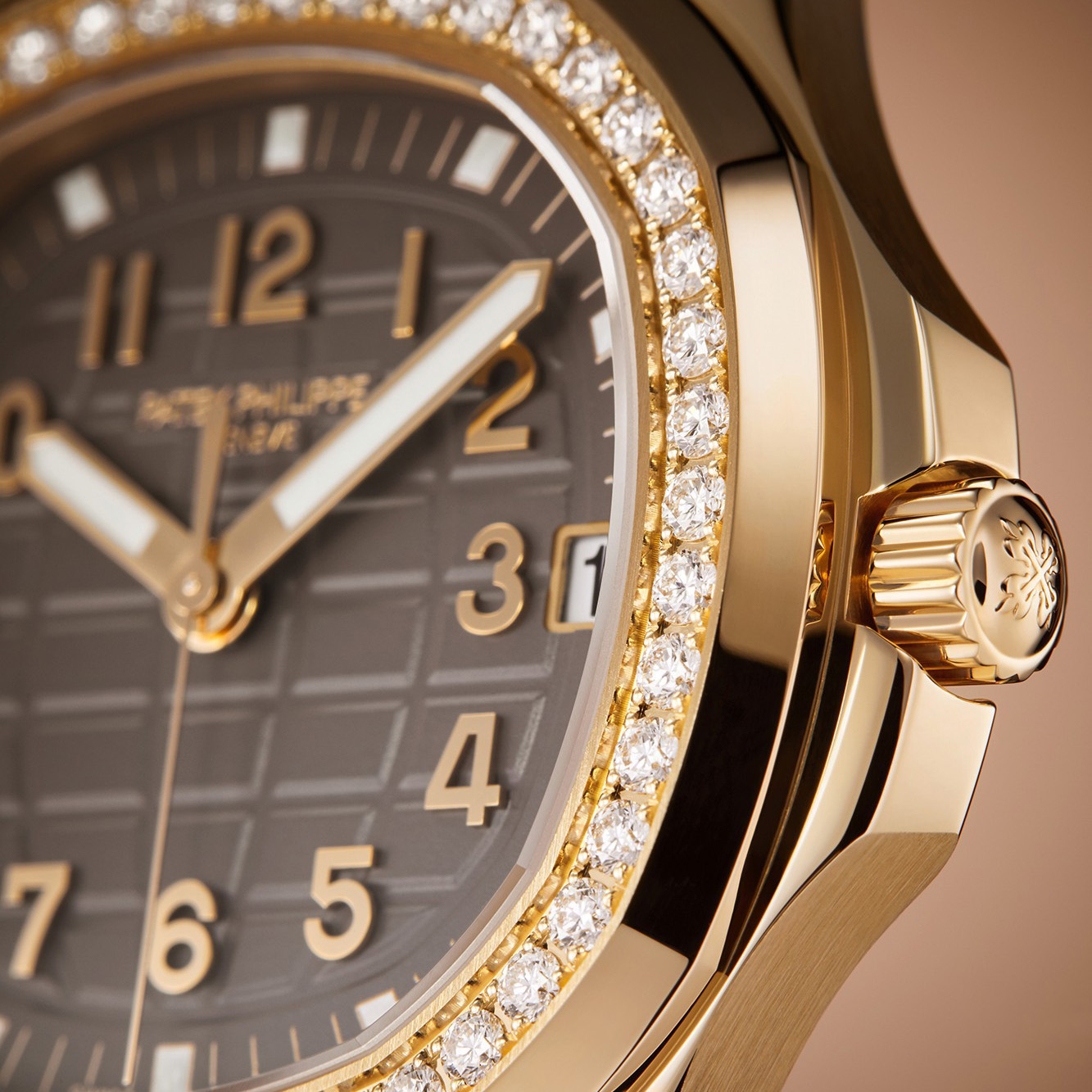 PATEK PHILIPPE  2023  SKU#0006408  AQUANAUT 5268/200R-010 BROWN