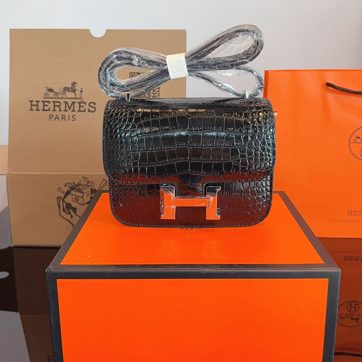 Constance Mini 18 Bag