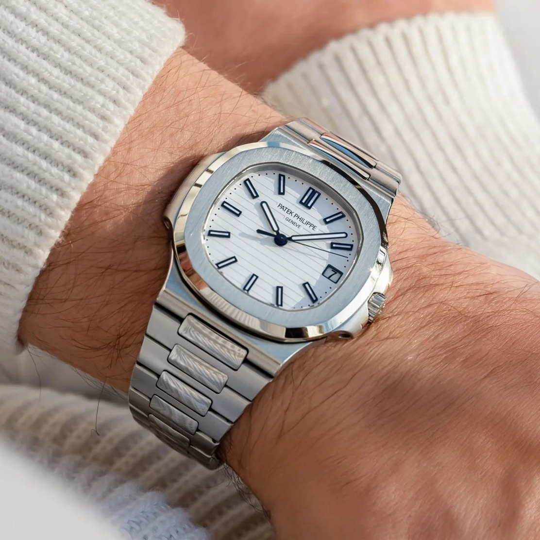 Patek Philippe Nautilus Silvery White Dial Stainless Steel Mens Watch 5711-1A-011