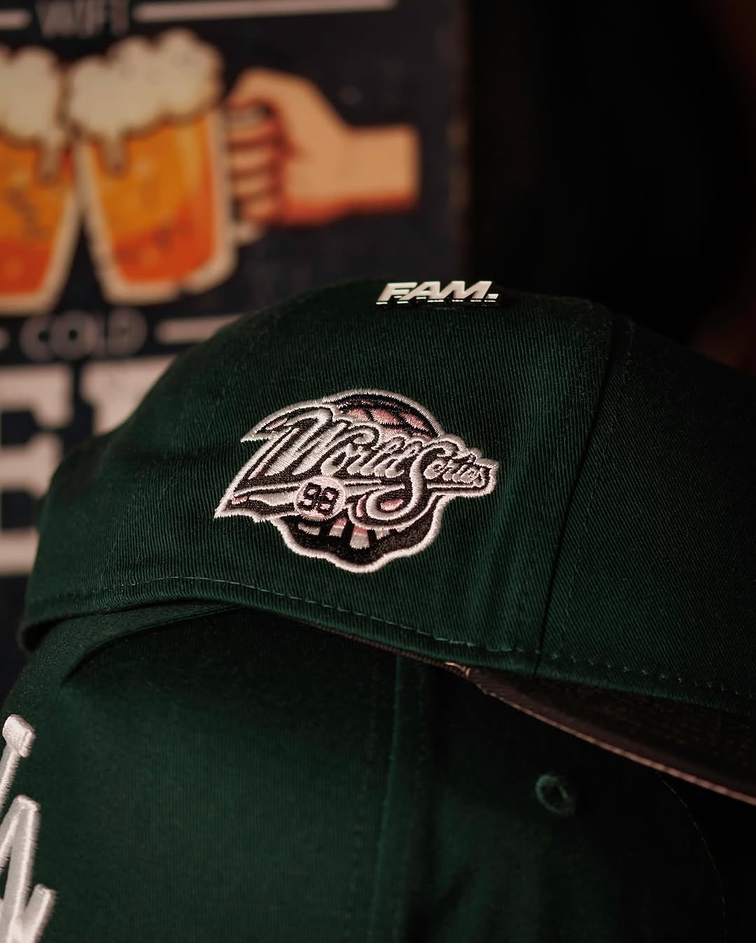 NEW ERA 9FORTY A-FRAME NEW YORK YANKEES WORLD SERIES 1998 TWO TONE / PINK UV SNAPBACK CAP